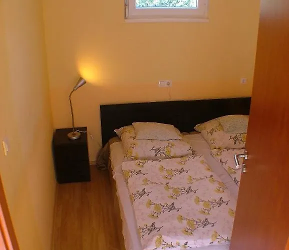 בית הארחה Simply Szallo Balatonboglár