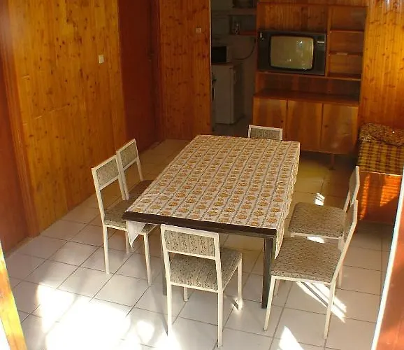 Simply Szallo Πανσιόν